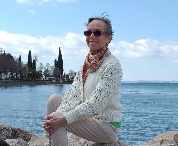 Finding Hope & a New Calling: Louise’s Journey from Teacher to Counsellor during her Breast Cancer Battle