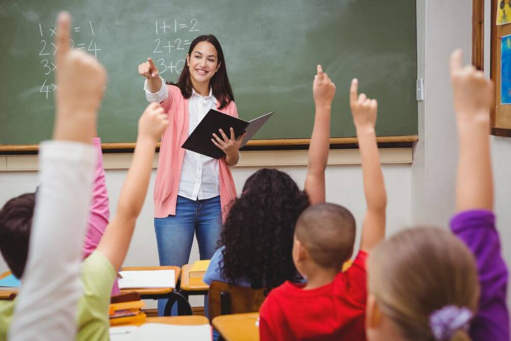 How To Become A Teaching Assistant